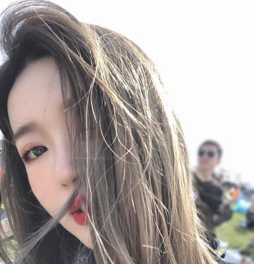 年度最美发色榜单出炉 青木亚麻桂冠加冕，青木灰高级感霸屏